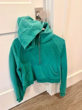 lululemon athletica Women’s Teal Half-Zip Hooded Sweatshirt
